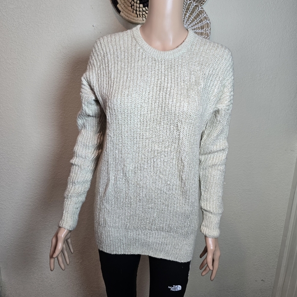 Abercrombie & Fitch Women's Light Gray Sweater - Picture 4 of 10